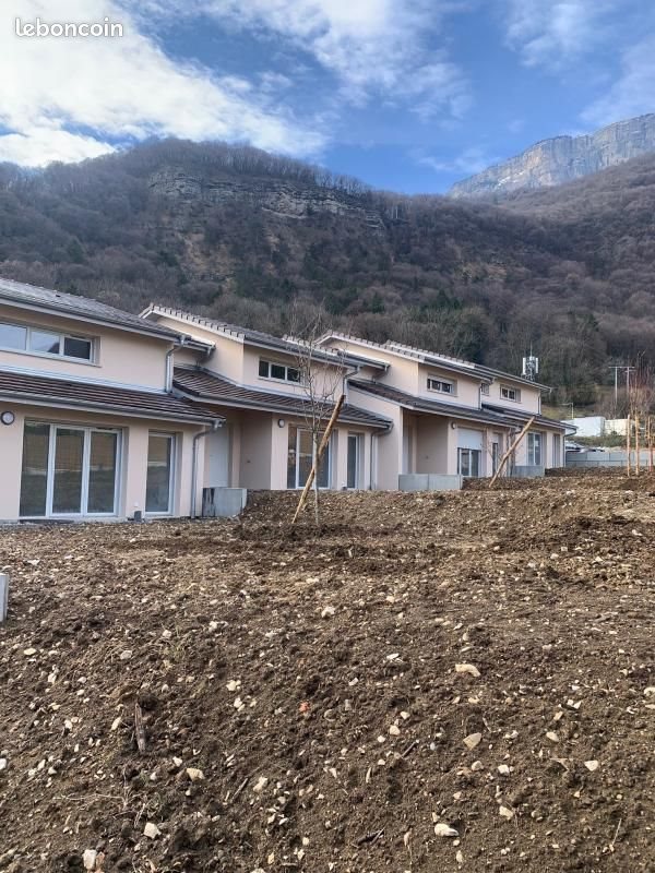 Maison à louer, 89m², Noyarey