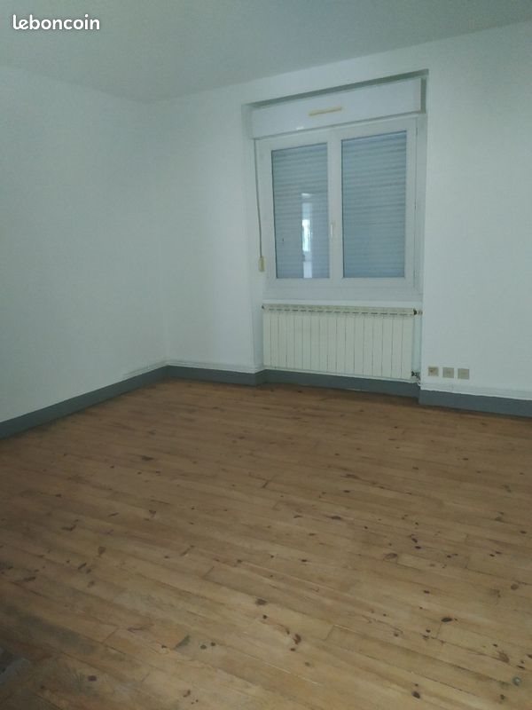 Appartement à louer, 78m², Boisse-Penchot