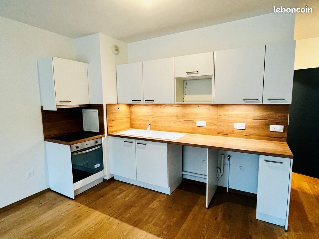 Appartement à louer, 45m², Reims