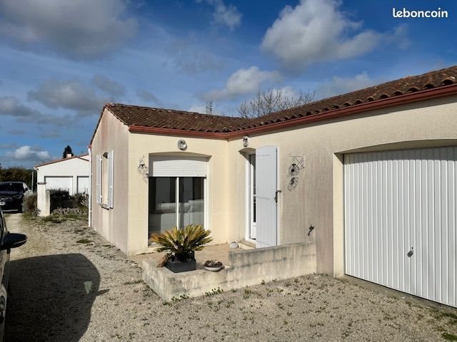 Maison à louer, 87m², Saint-Martial-de-Vitaterne