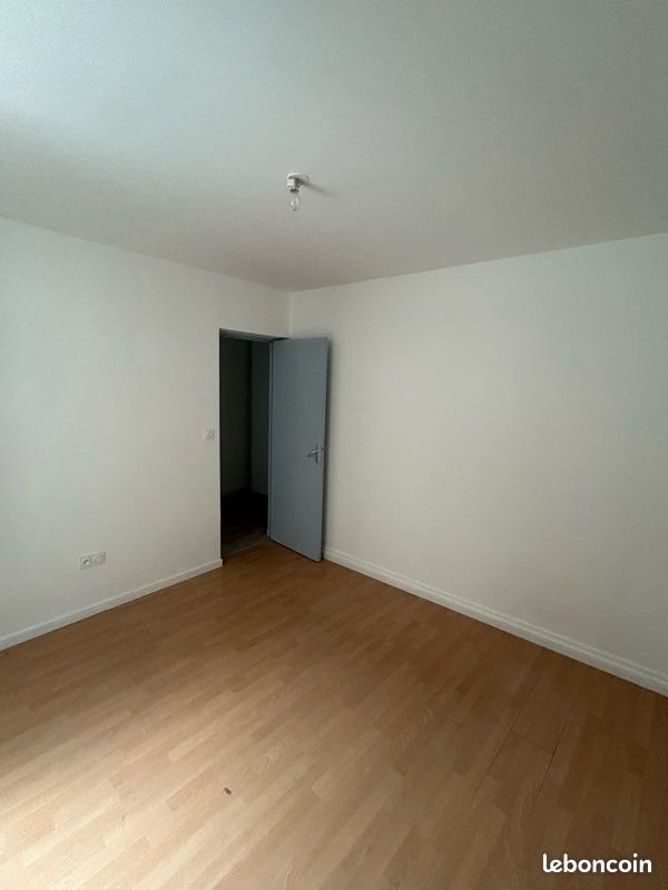 Appartement à louer, 49m², Nontron