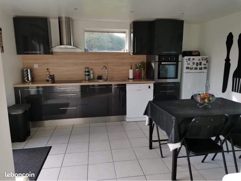 Maison à louer, 77m², Fierville-les-Parcs