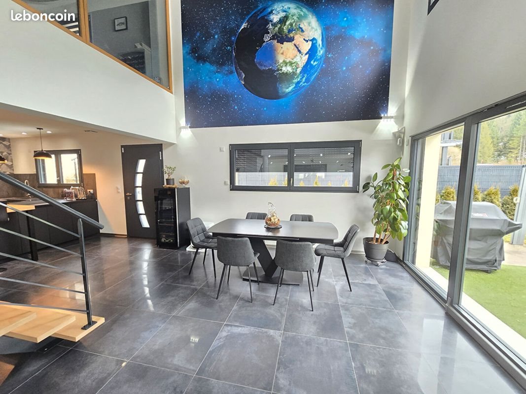 Maison à vendre, 162m², La Cluse-et-Mijoux