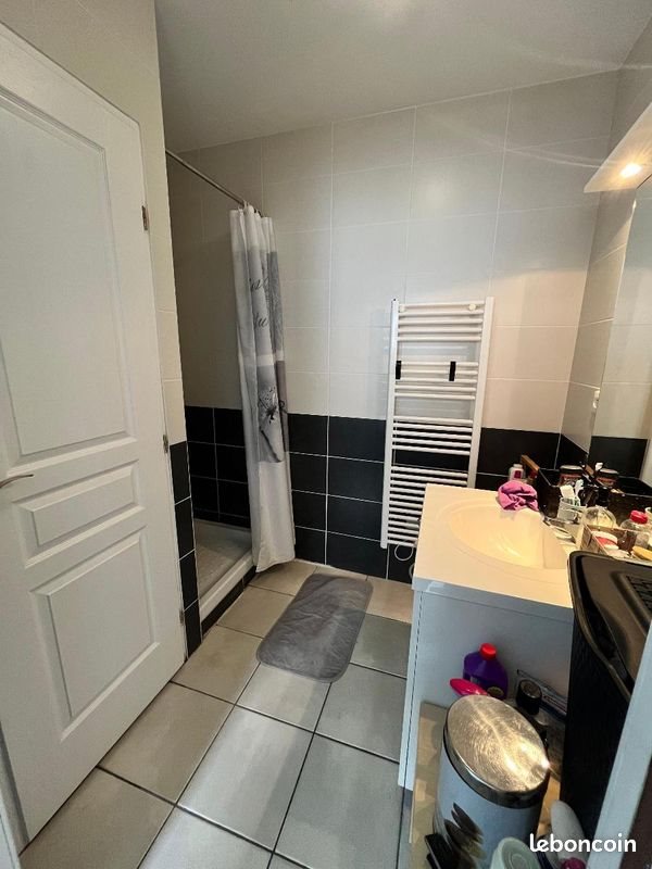 Appartement à louer, 48m², Valencin