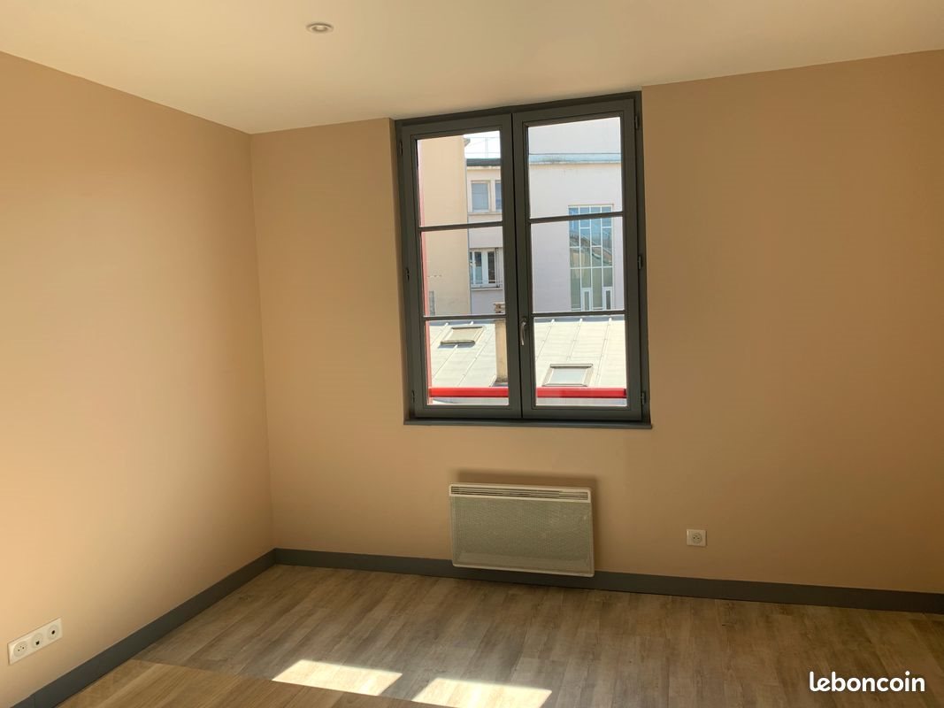 Appartement à louer, 19m², Limoges
