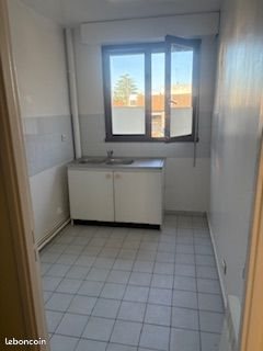 Appartement à louer, 42m², Mantes-la-Jolie