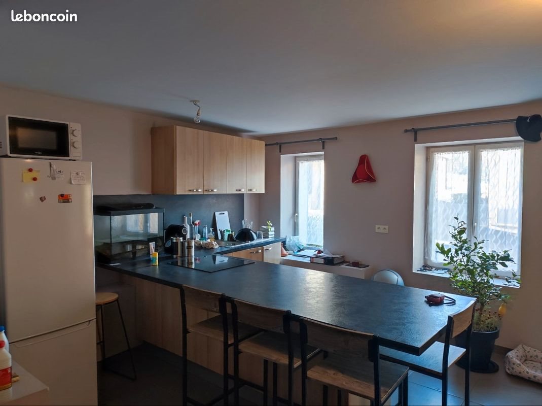 Maison à louer, 87m², Bellegarde-en-Forez