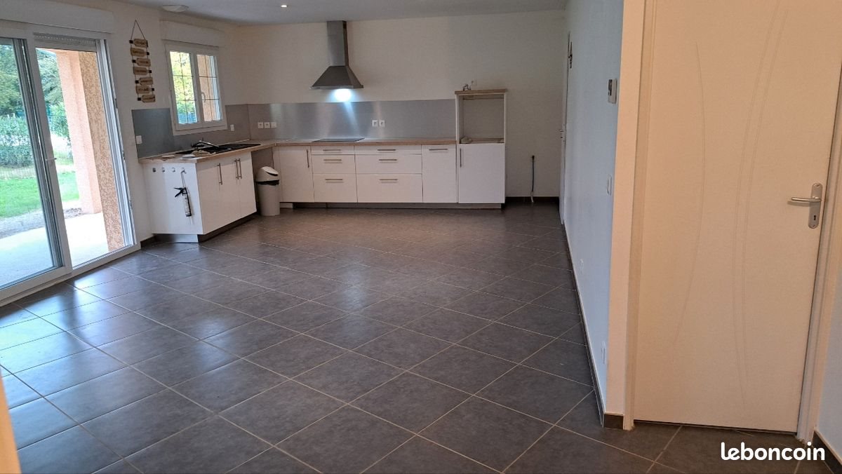 Maison à louer, 115m², Reyssouze