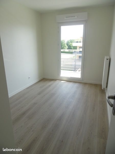 Appartement à louer, 61m², Villecresnes