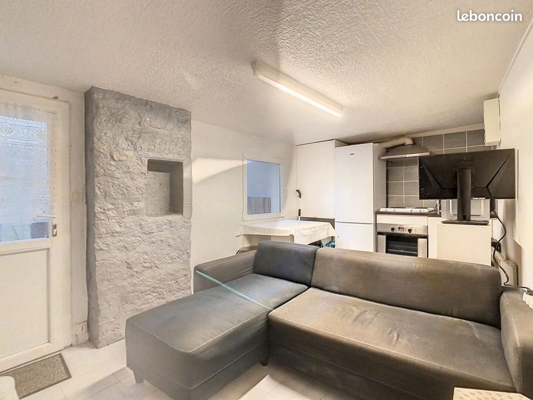 Appartement à louer, 30m², Trets