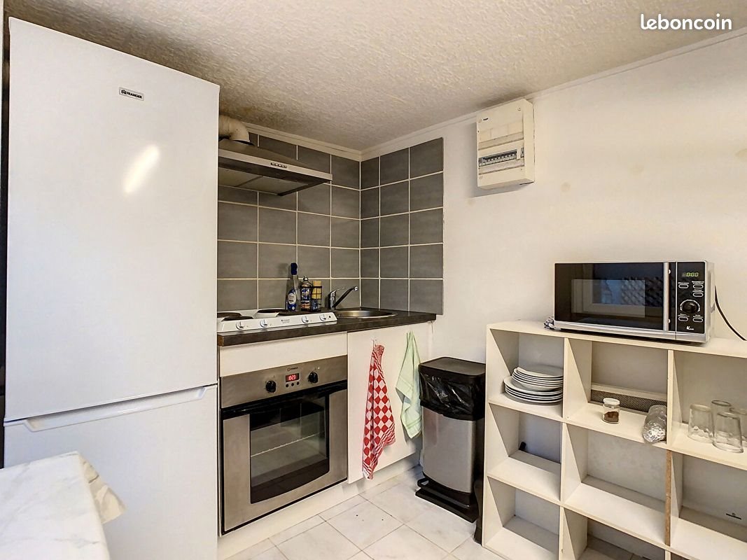 Appartement à louer, 30m², Trets