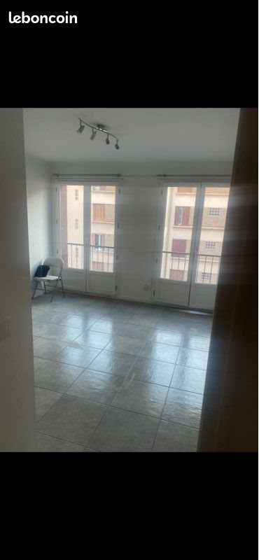 Appartement à louer, 40m², Marseille 14ème