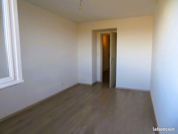 Maison à louer, 84m², Preixan