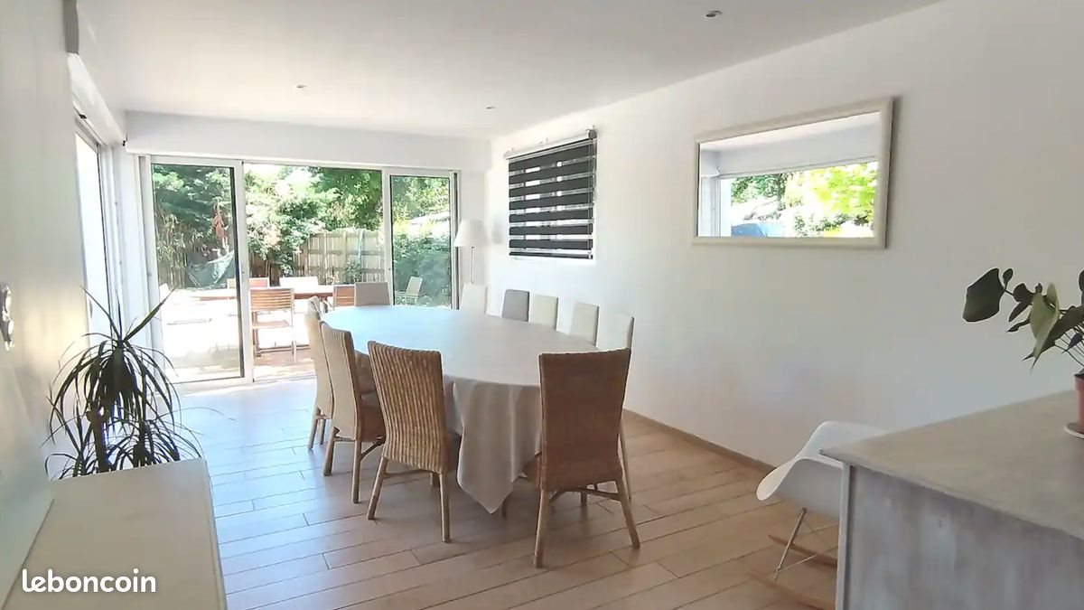 Maison à louer, 160m², Arès