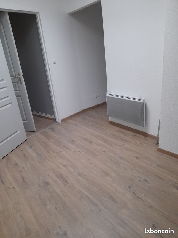 Appartement à louer, 66m², Calvisson