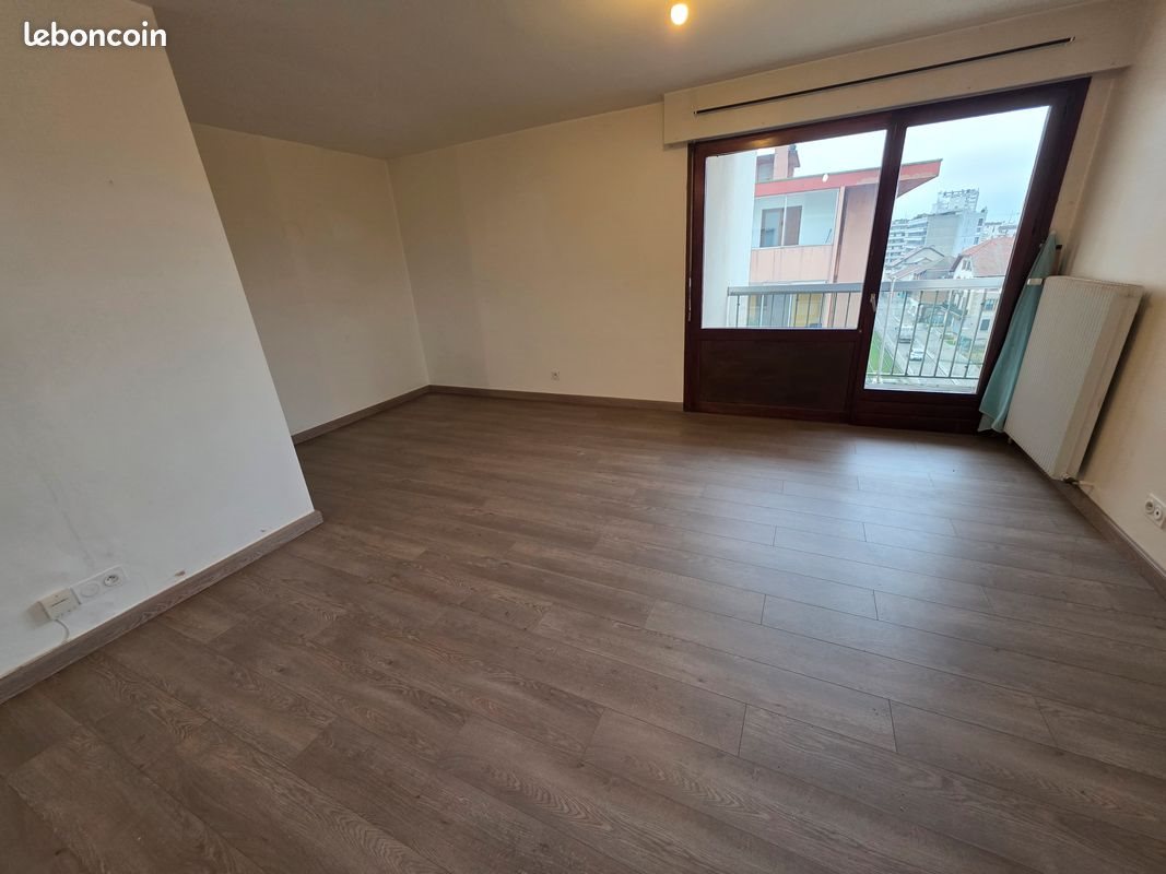Appartement à louer, 50m², Annemasse