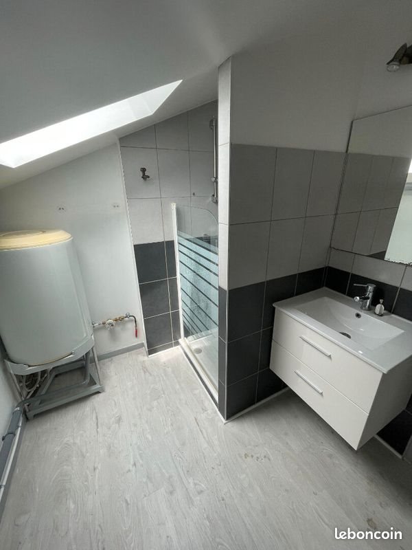 Appartement à louer, 47m², Gray-la-Ville