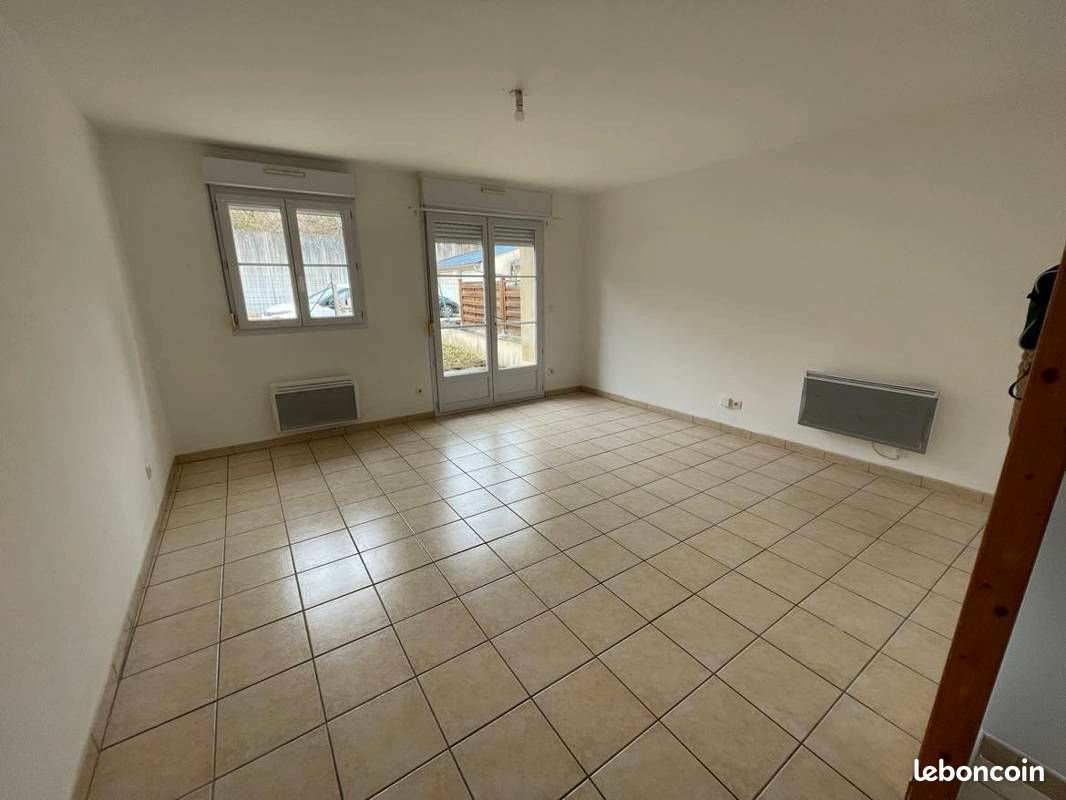 Appartement à louer, 67m², Breteuil