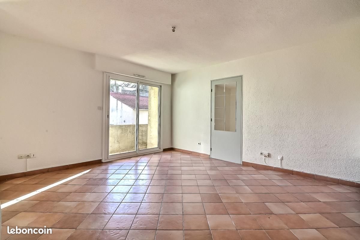 Appartement à louer, 40m², Bouillargues
