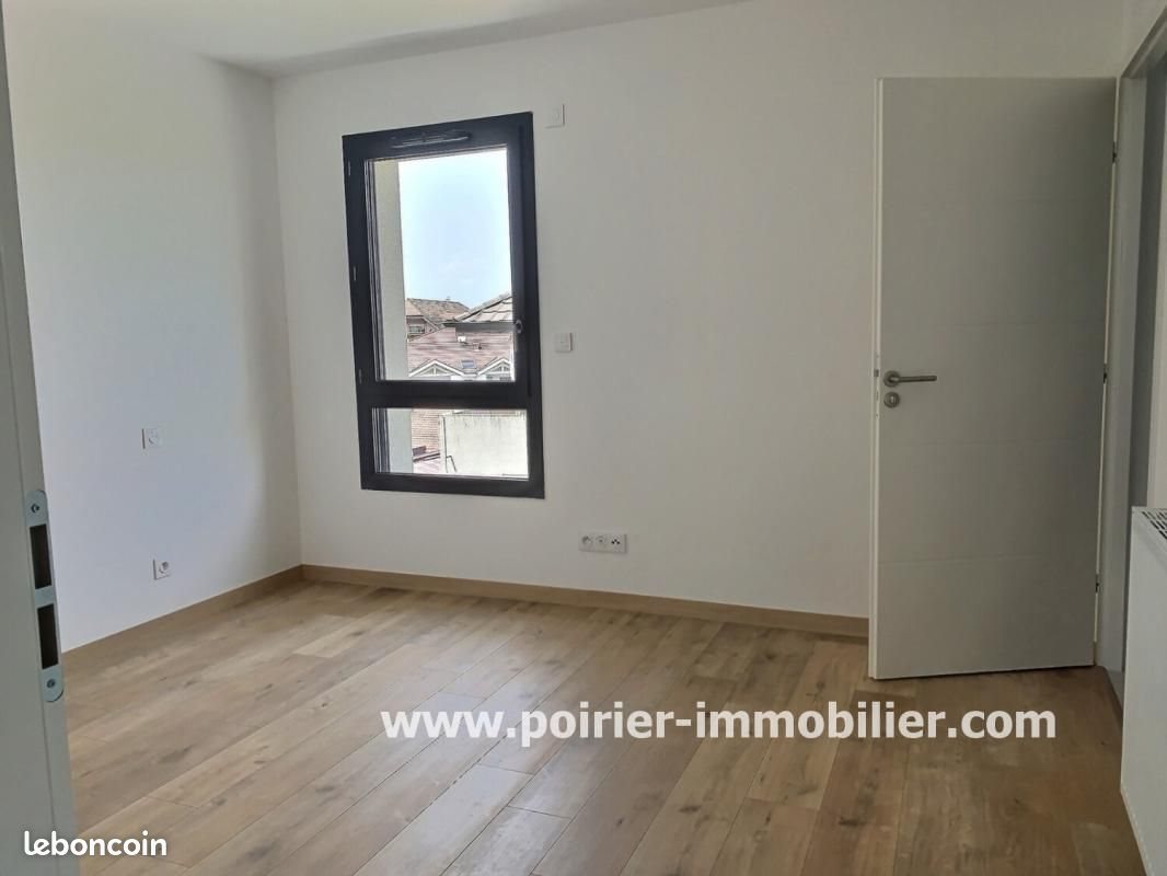 Appartement à louer, 57m², Bons-en-Chablais