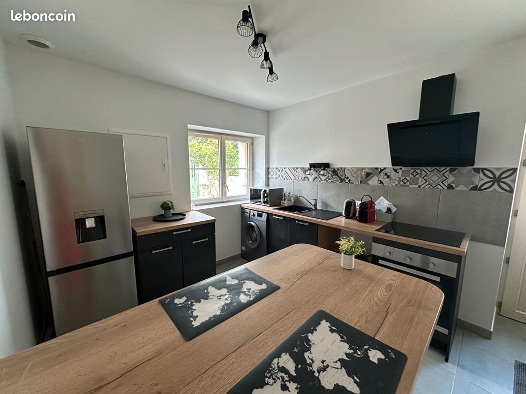 Maison à louer, 34m², Anché
