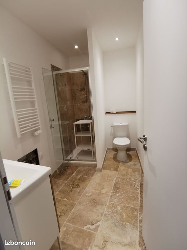 Appartement à louer, 65m², Saint-Cannat