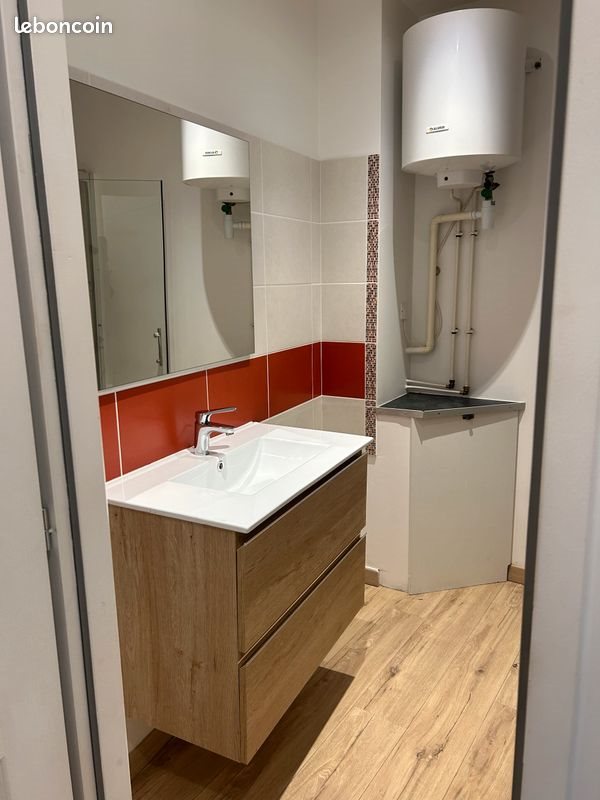 Appartement à louer, 43m², Saint-Paul-Trois-Châteaux