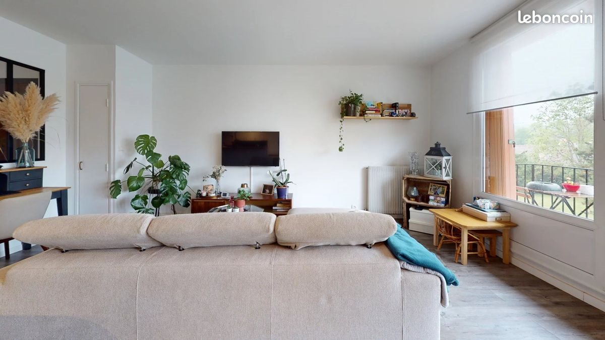 Appartement à vendre, 69m², Le Mesnil-Saint-Denis