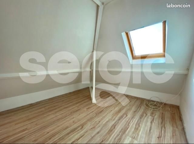 Appartement à louer, 28m², Brebières