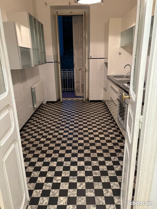 Appartement à louer, 100m², Sartène