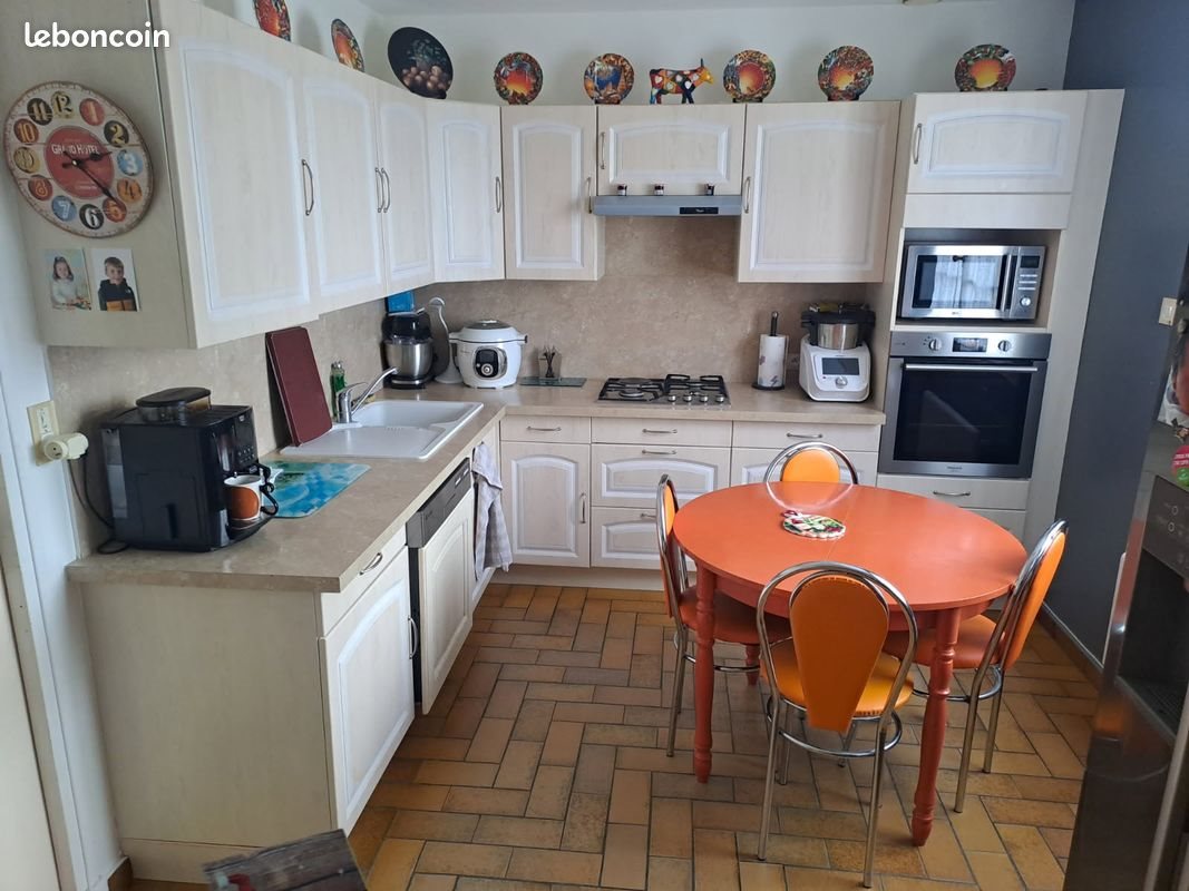 Maison à vendre, 170m², Huriel