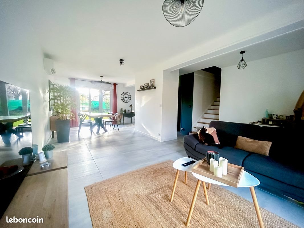 Maison à louer, 95m², Esvres