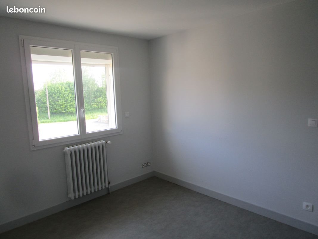 Maison à louer, 125m², Saint-Hilaire-du-Harcouët