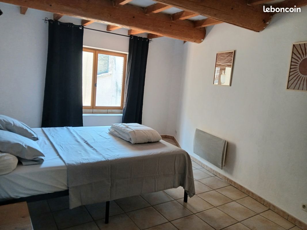 Maison à louer, 87m², Riez