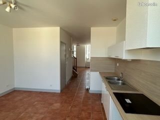 Appartement à louer, 60m², Condom