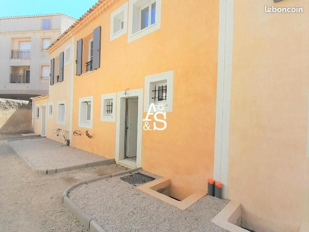 Maison à louer, 77m², Pertuis
