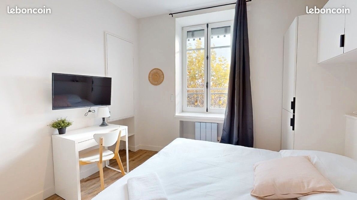 Appartement à louer, 600m², Trévoux