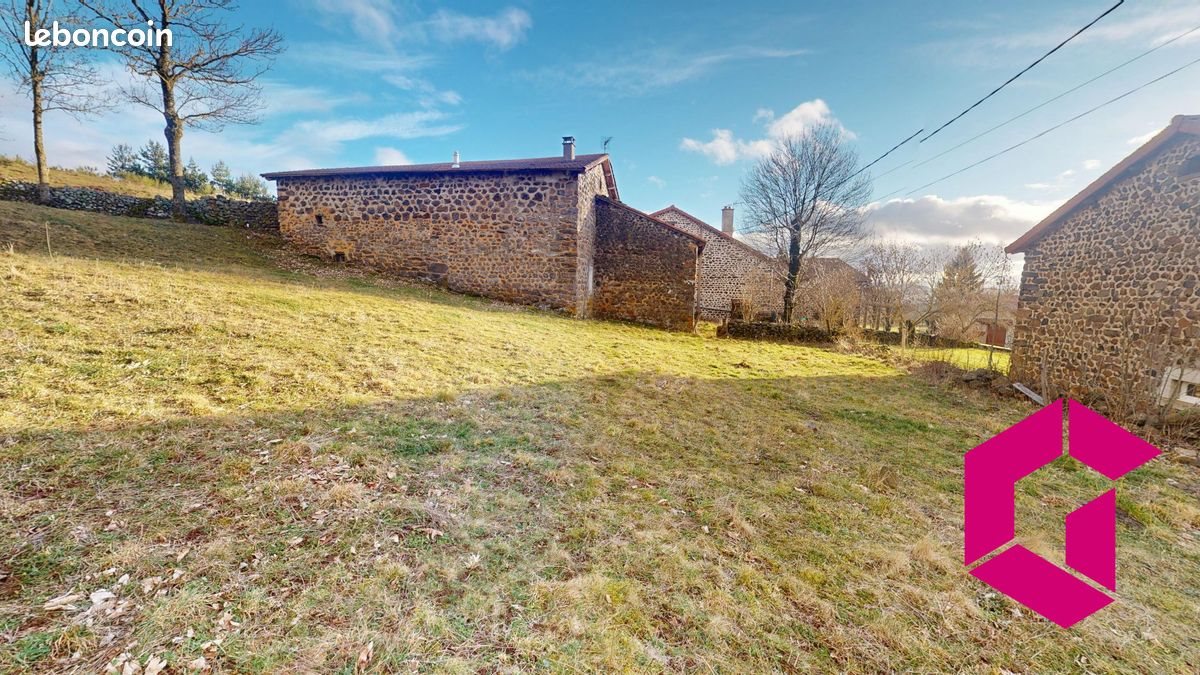 Maison à vendre, 42m², Saint-Martin-de-Fugères