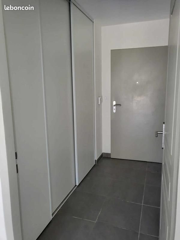 Appartement à louer, 57m², Pont-Sainte-Marie