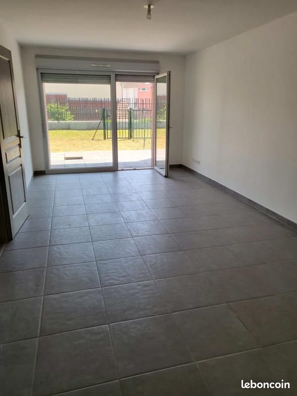 Appartement à louer, 57m², Pont-Sainte-Marie