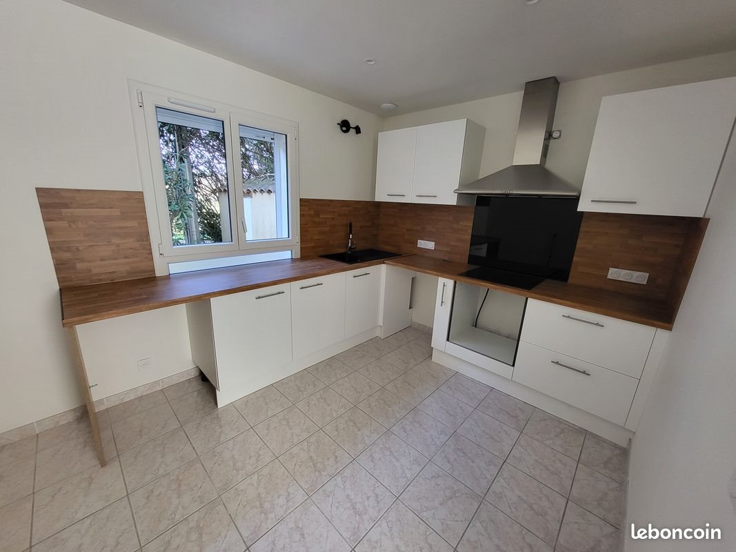 Appartement à louer, 85m², Hyères