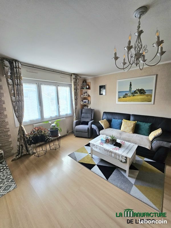 Appartement à vendre, 63m², Le Chambon-Feugerolles