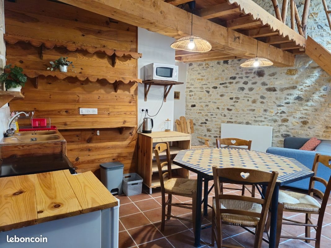 Appartement à louer, 34m², Vic-le-Comte