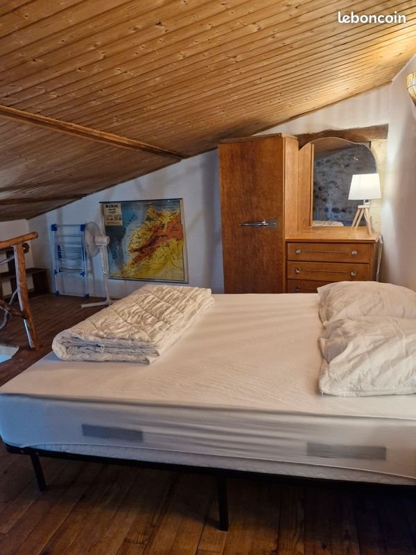 Appartement à louer, 34m², Vic-le-Comte