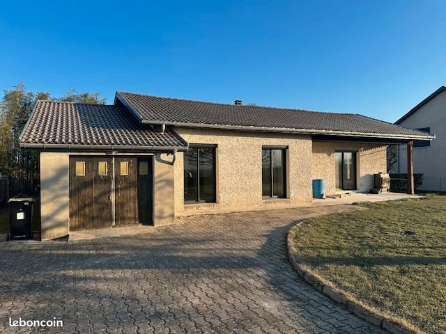 Maison à louer, 110m², Saint-André-le-Gaz