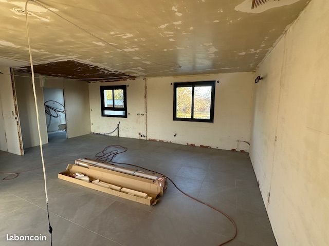 Maison à louer, 110m², Saint-André-le-Gaz