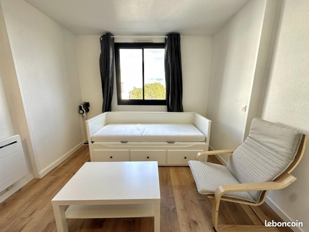 Appartement à louer, 17m², Bordeaux