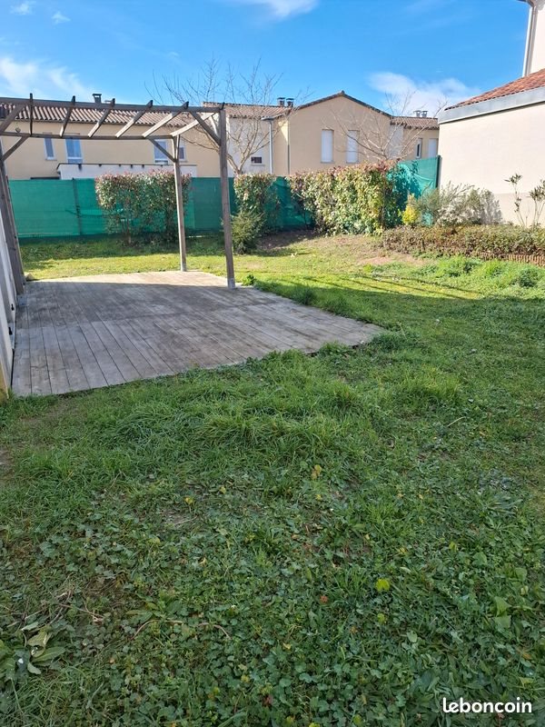 Maison à louer, 90m², Roquettes