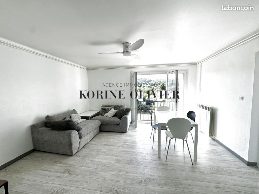 Appartement à vendre, 42m², Peyrolles-en-Provence