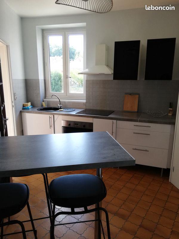 Appartement à louer, 80m², Valdivienne